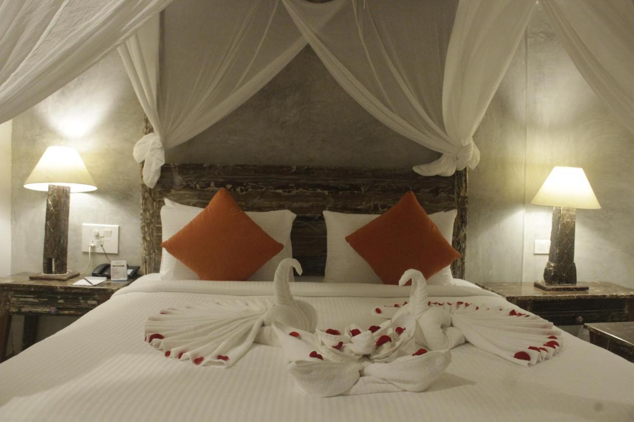 Oxygen Resorts Morjim, Goa Exteriör bild