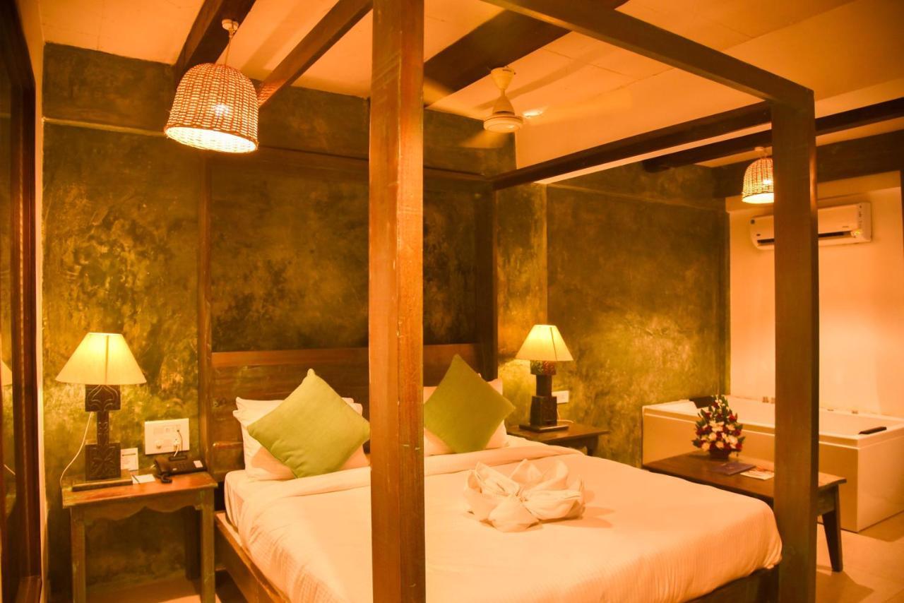 Oxygen Resorts Morjim, Goa Exteriör bild