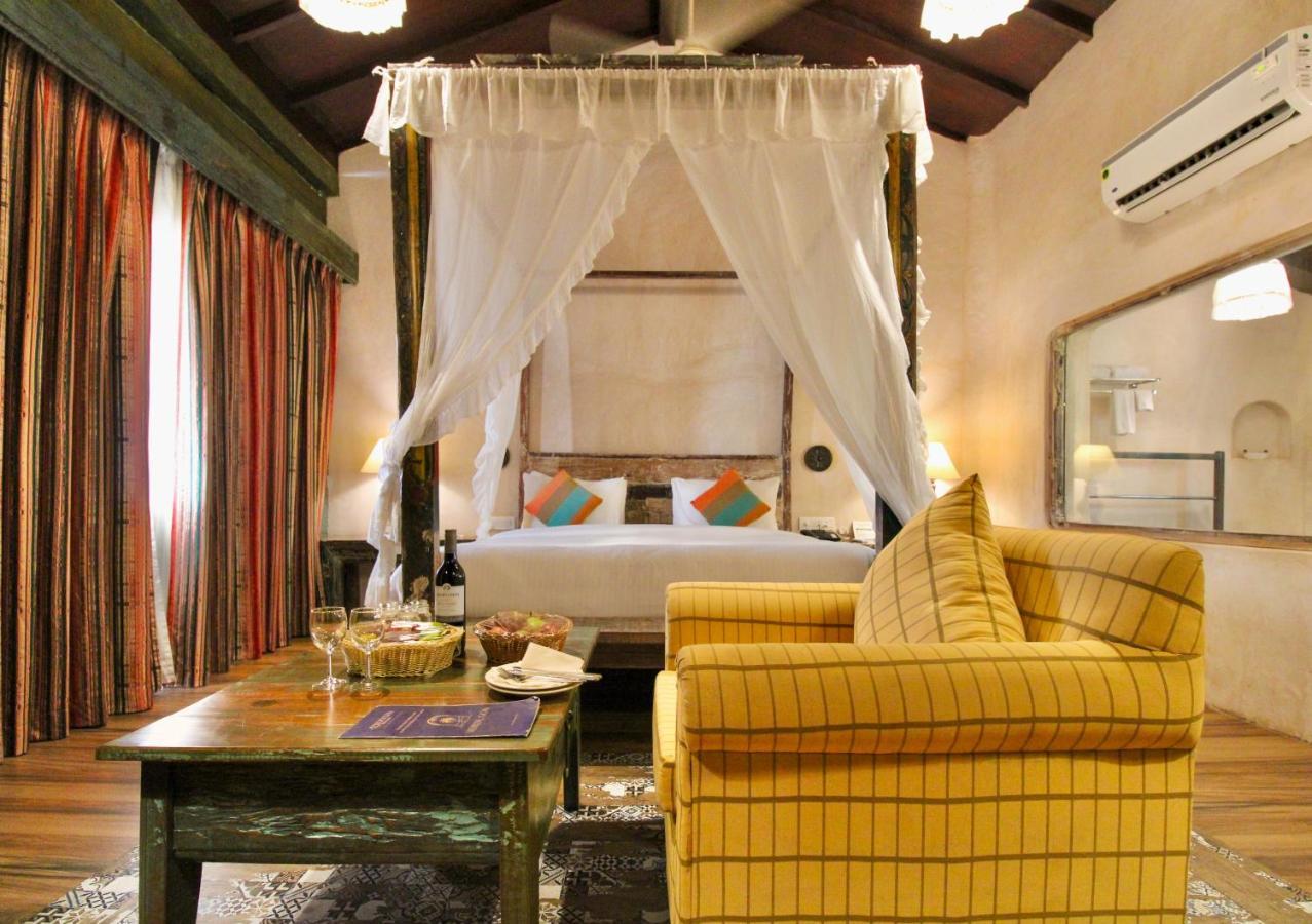 Oxygen Resorts Morjim, Goa Exteriör bild